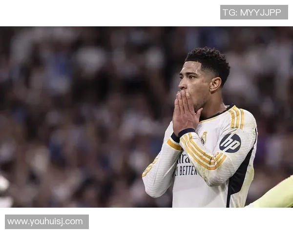 最新足球风流球星排行榜揭秘这些球员不仅技术出众还魅力十足