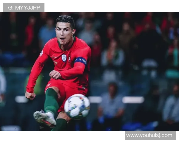 全球首代足球巨星排名解析 各国传奇球员辉煌岁月回顾